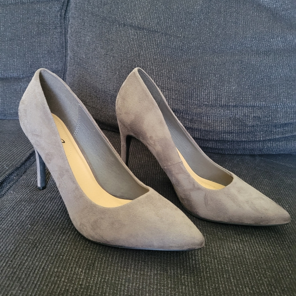 Y Not Heels